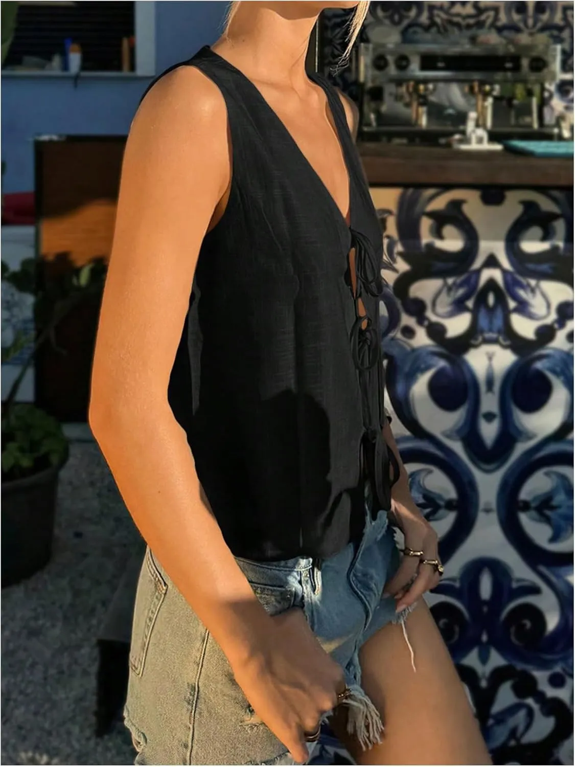 Verdusa Women's Old Money Clothes Bow Tie Front Vest Sleeveless V Neck Summer Cardigan Tank Tops